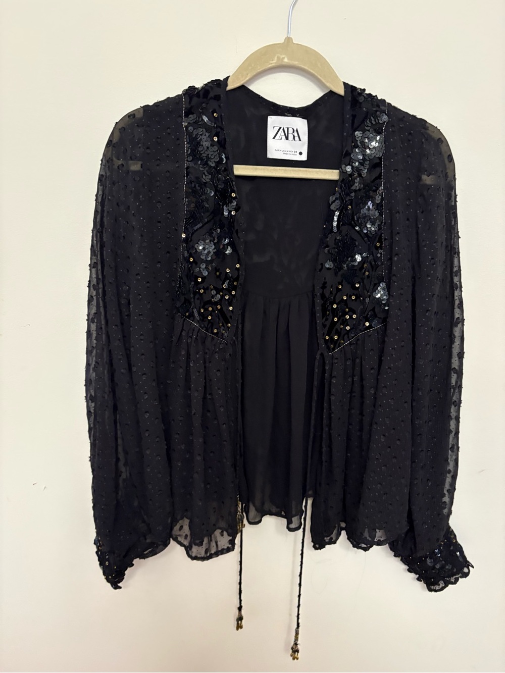 NWOT Zara Black Tasseled Plumetis Dotted Mesh Jacket With Sequins Sz M boho